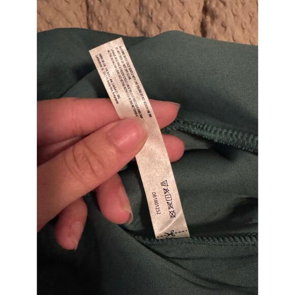 Free People Movement Gigi Cropped Layer Long Sleeve Pullover Sweatshirt Size M - Picture 6 of 10